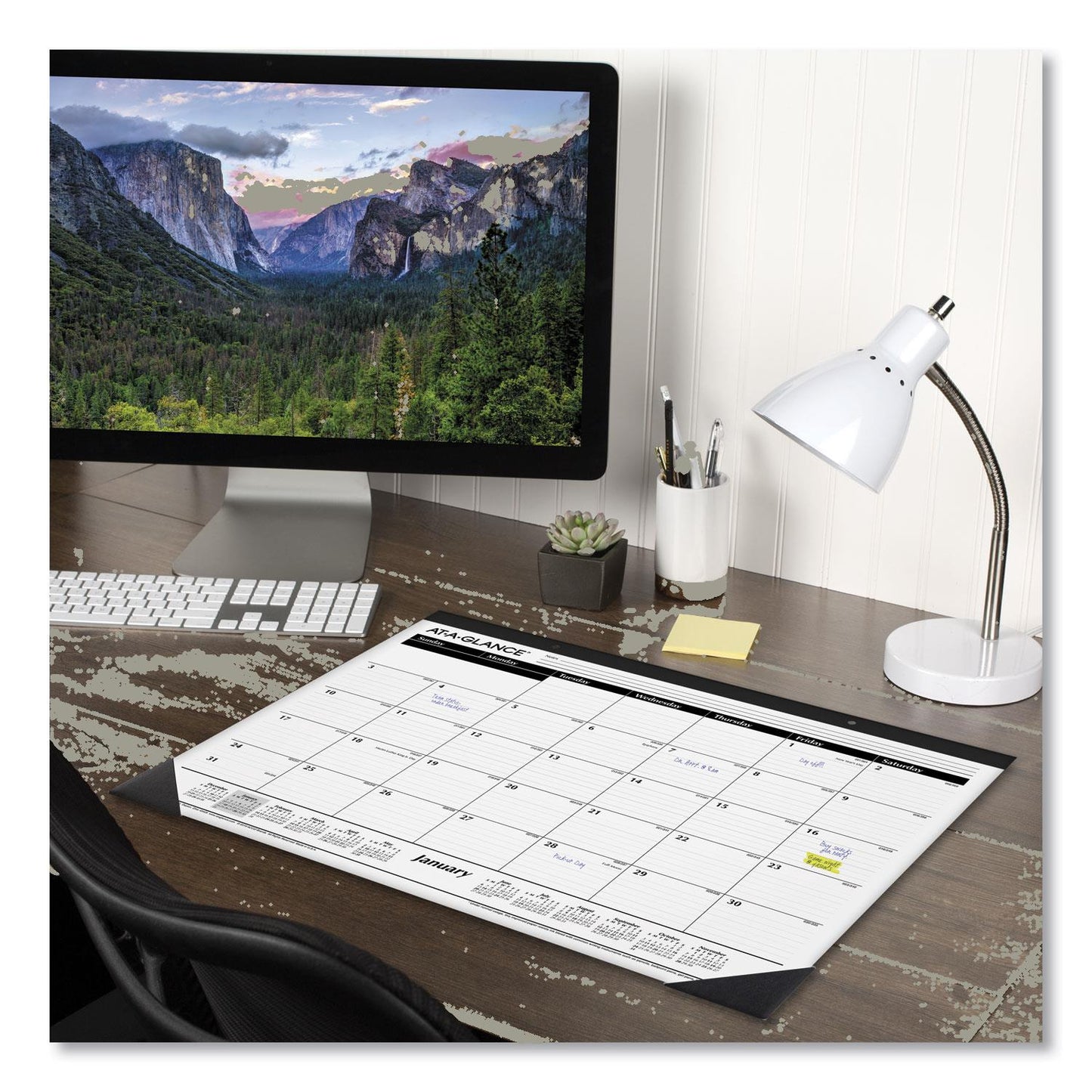 Ruled Desk Pad, 22 X 17, Calendar